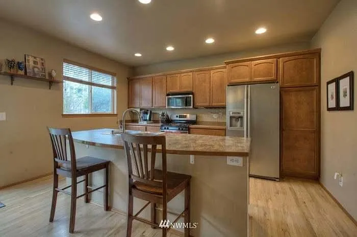 2508 Blaine Ave NE — Photo 6