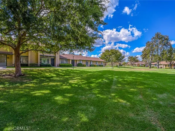 5033 Brooklawn Pl, Riverside, CA 92504