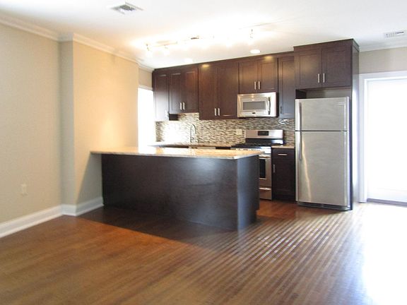 3rd image of 254 Grove St APT 3
