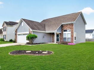 2428 Foxtail Dr, Plainfield, IN 46168