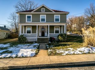 1120 Stoneburner St, Staunton, VA 24401