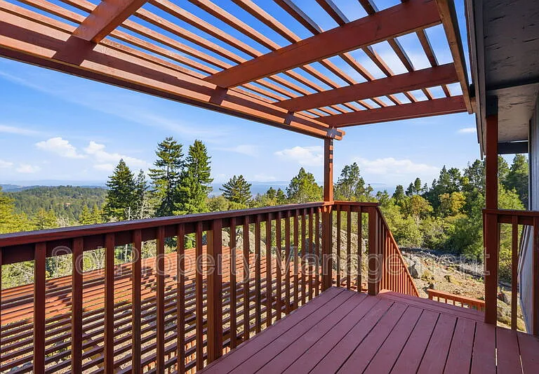 1005 Summit Rd — Photo 21