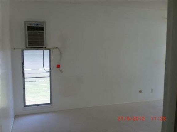 Bedroom with a/c