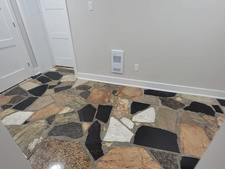 325 Cooper St — Photo 25