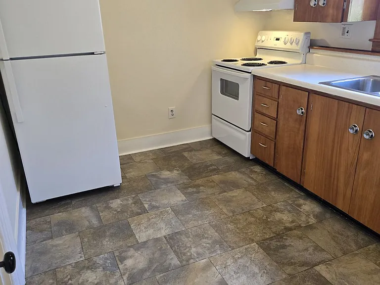 1704 West St #3 — Photo 10