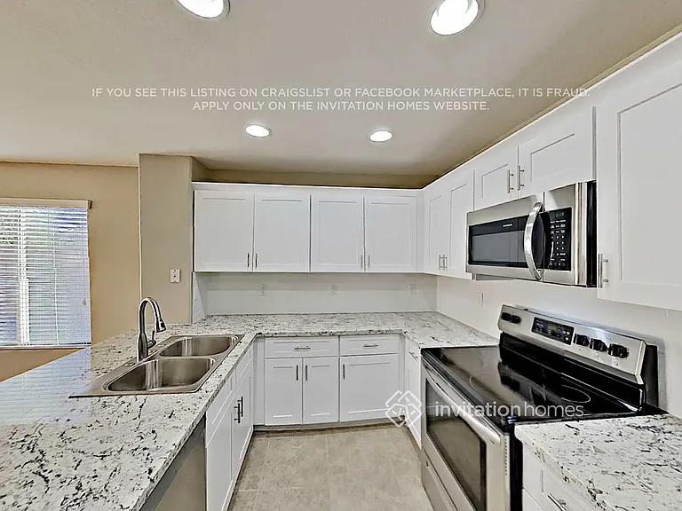 1982 W Appaloosa Way — Photo 9