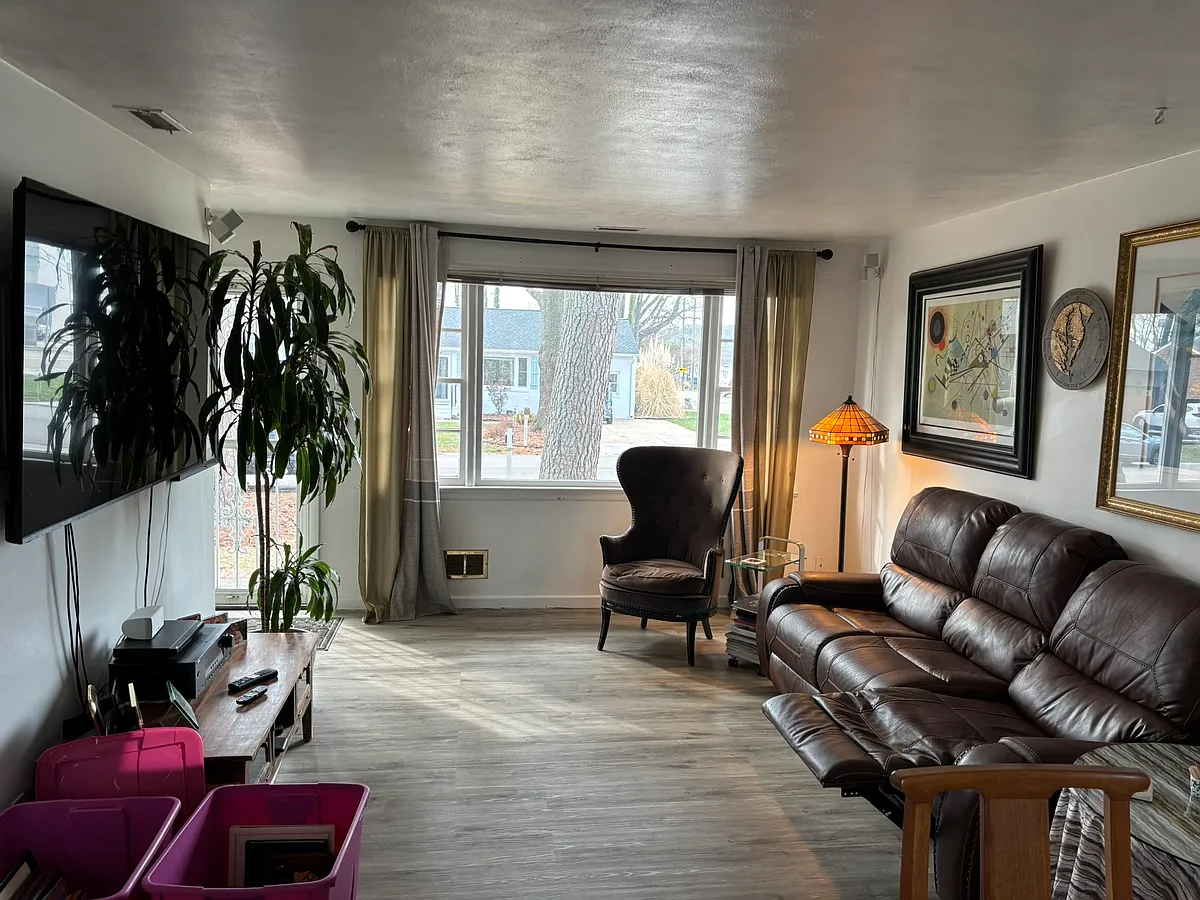 Building Photo - 531 Terrace Ave