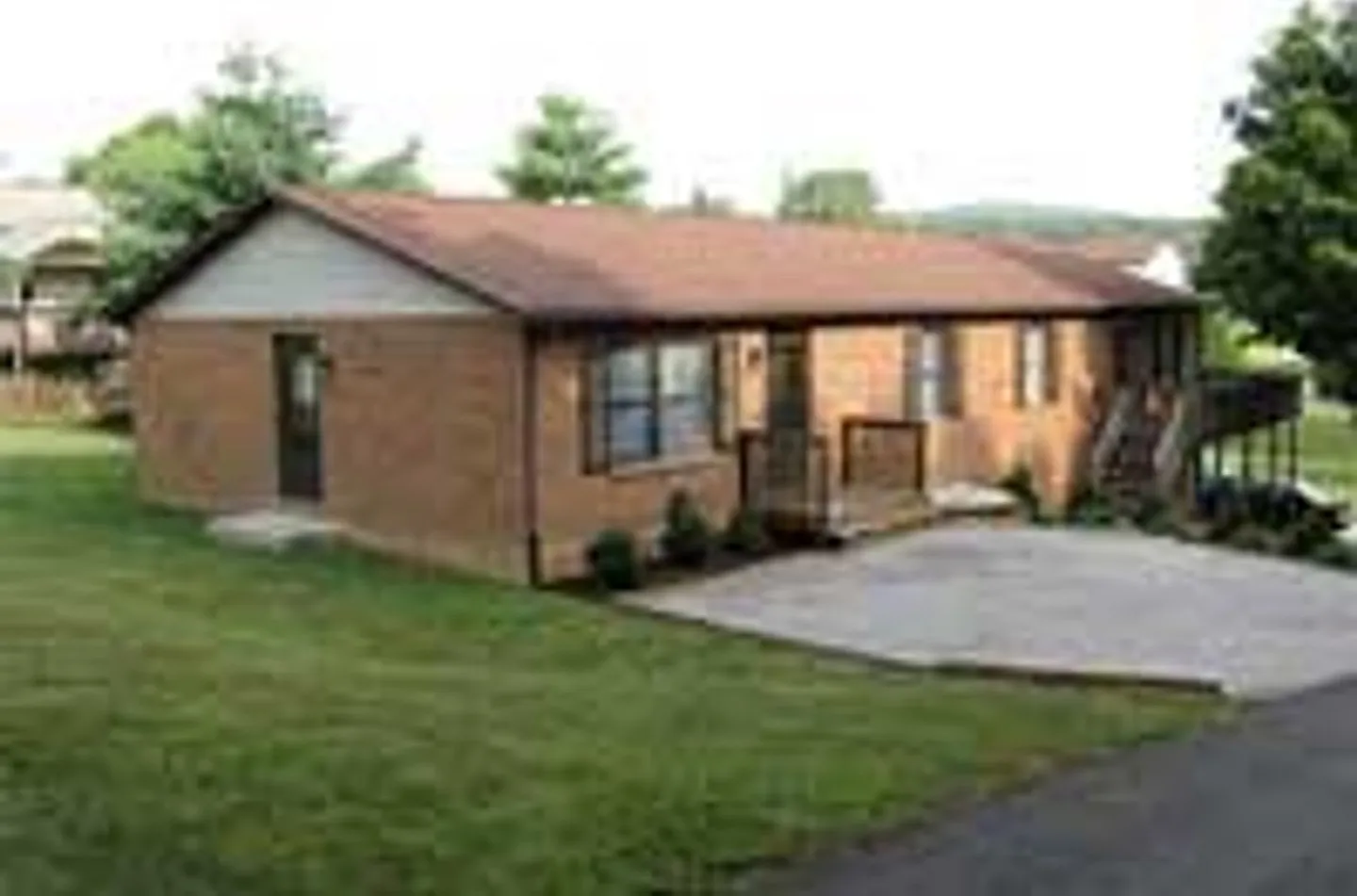 3 Bedroom 2 Bath Duplex — Photo 1