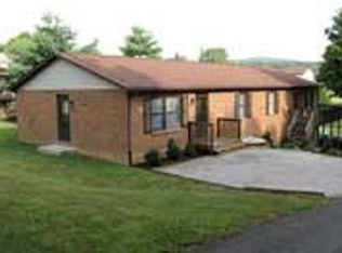 1503 Sandy Cir, Blacksburg, VA 24060