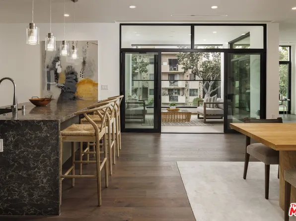 425 N Palm Dr #201, Beverly Hills, CA 90210