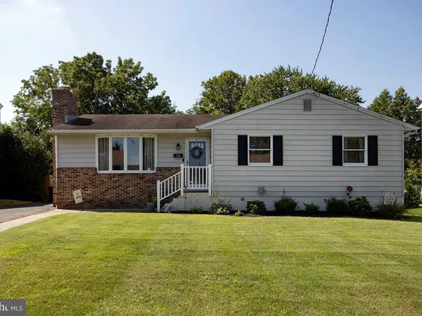 266 W Linwood Ave, Maple Shade, NJ 08052