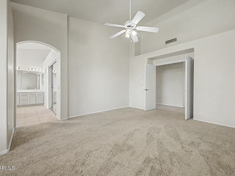 4545 E Rowel Rd — Photo 22