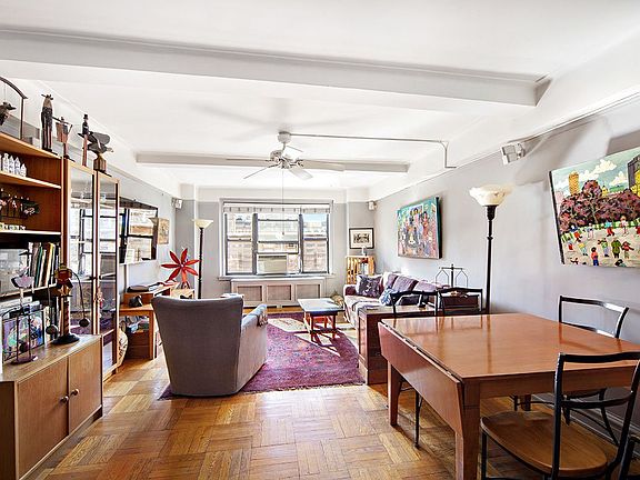 2nd image of 35 W 92nd St #4E