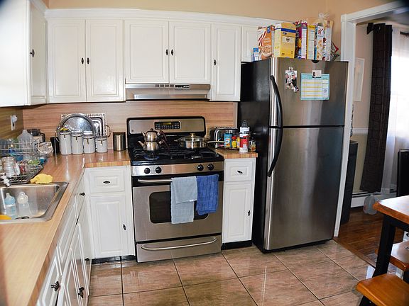 2nd image of 3703 E Tremont Ave #2