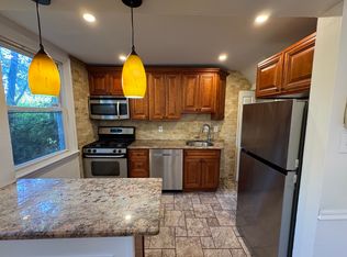 7021 Sprague St, Philadelphia, PA 19119