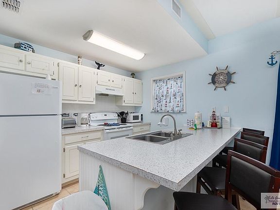 4th image of 123 E Morningside Dr