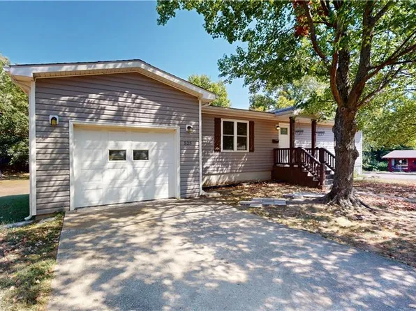 525 S West St, Nevada, MO 64772