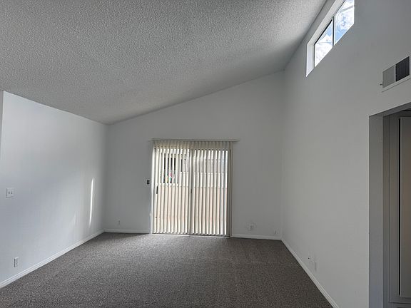 5th image of 4922 Edinger Ave #B5