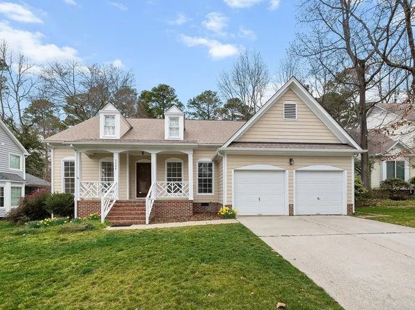 1024 Blackpine Ct, Knightdale, NC 27545