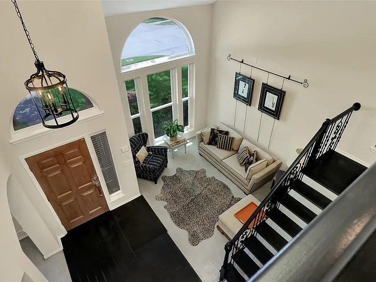 9816 Max Ln — Photo 14