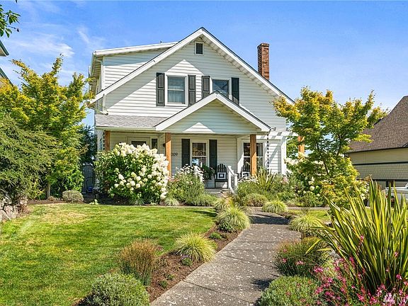 3rd image of 3009 N 31st St