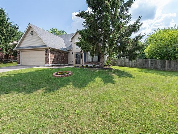 3rd image of 300 Blue Spruce Ct
