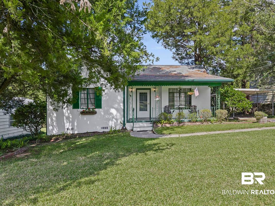 1st image of 214 Sutherland Dr