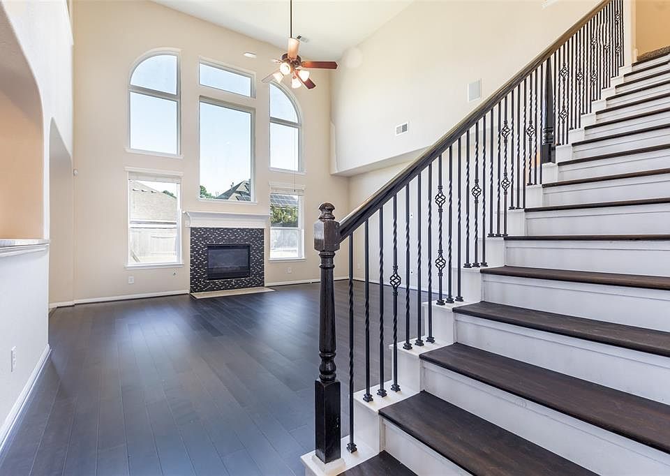 1st image of 9539 Alabaster Oaks Ln