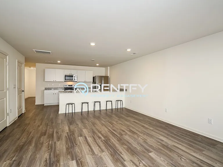 109 Span Ln — Photo 5