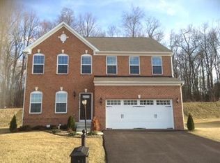 993 Countryside Rd, Seven Valleys, PA 17360