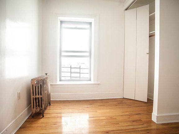 4th image of 655 Saint Marks Ave #4A