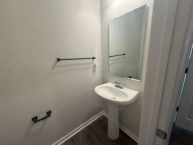 5215 Maynard Hill Dr — Photo 23