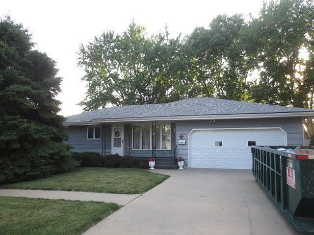 1st image of 1459 N 10th St