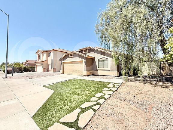 2nd image of 510 N 105th Pl