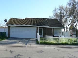 1st image of 2102 Chambord Dr