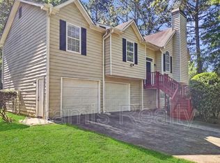 9204 Whaleys Lake Ln, Jonesboro, GA 30238