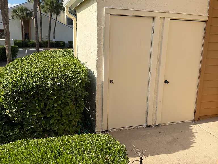 6204 Raintree Dr — Photo 3