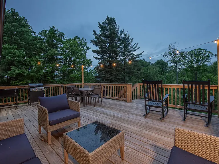 6050 Cleves Warsaw Rd — Photo 1