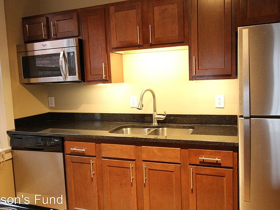 5th image of 2761 Harris Ave #2