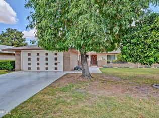 9714 W Oak Ridge Dr, Sun City, AZ 85351
