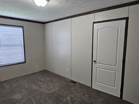 4th image of 293 Mulberry #293