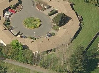 862 Trowbridge St, Santa Rosa, CA 95401