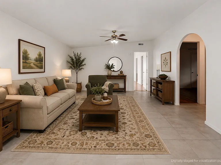 13507 W Stella Ln — Photo 3