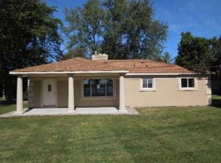 5214 Cooley Lake Rd, Waterford, MI 48327