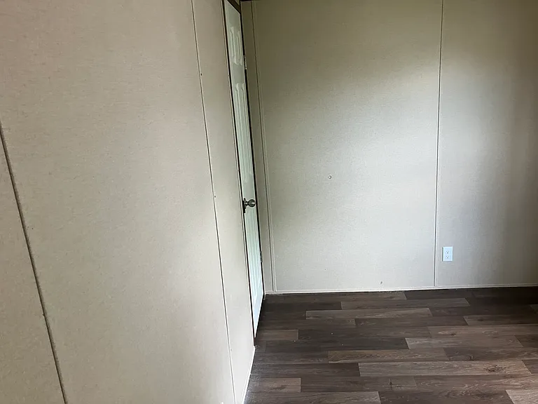 2845 Columbus Ave #5F — Photo 16