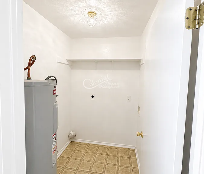 2710 Vernice Loop #B — Photo 12