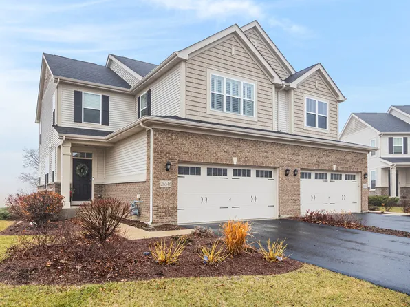26546 W Countryside Ln, Plainfield, IL 60585
