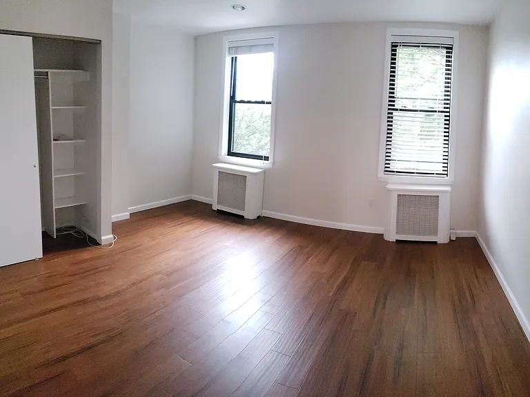 1215 Gerritt St — Photo 12