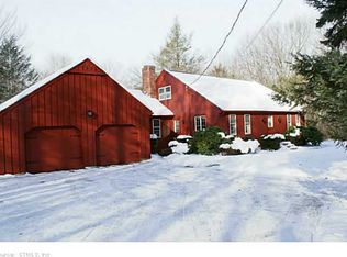 32 Oakcliff Rd, Middletown, CT 06457