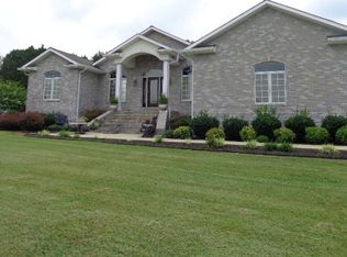 4124 Vandyke Rd, Paris, TN 38242